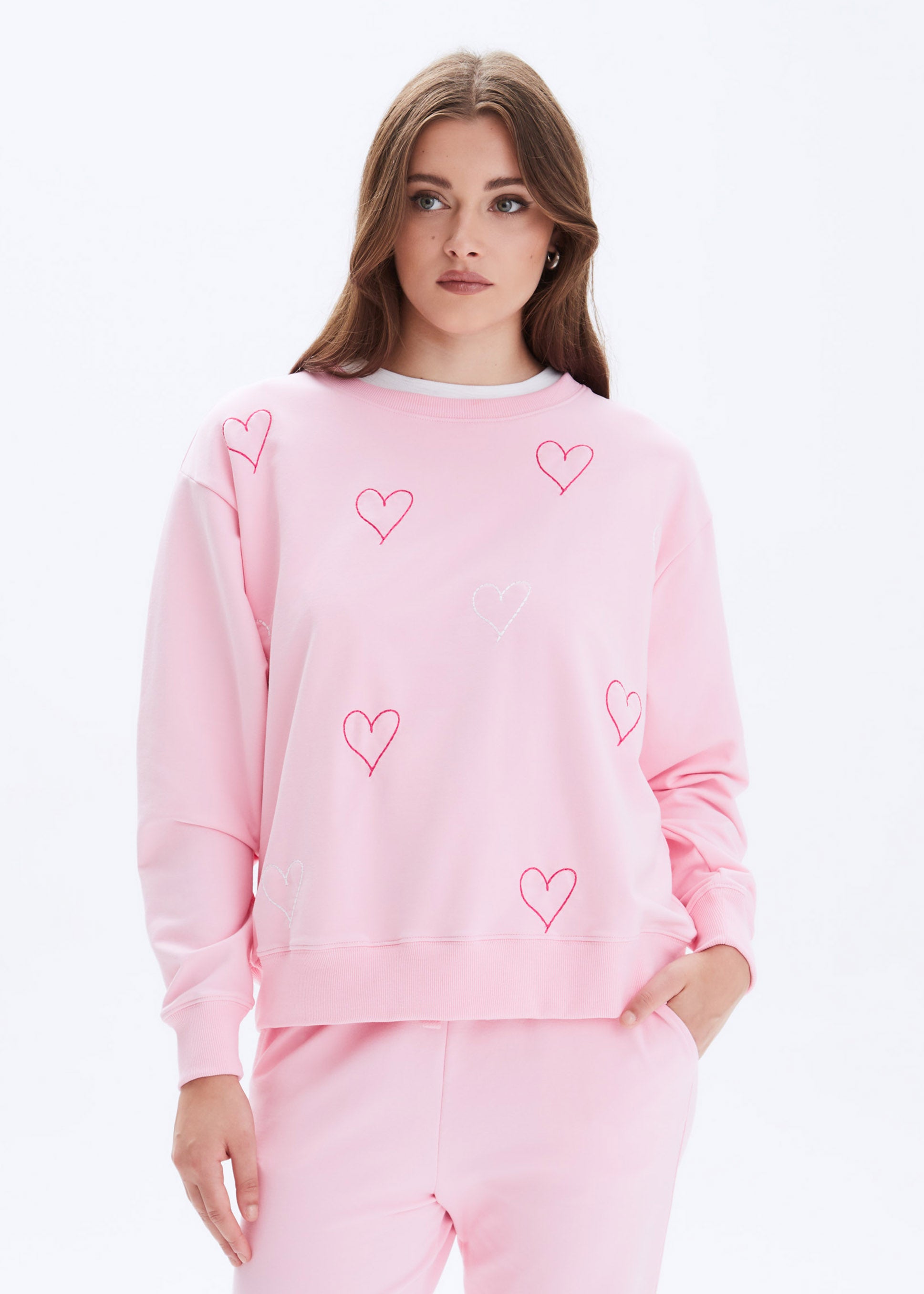 Heart Stitch Straight Crewneck Sweatshirt Blush