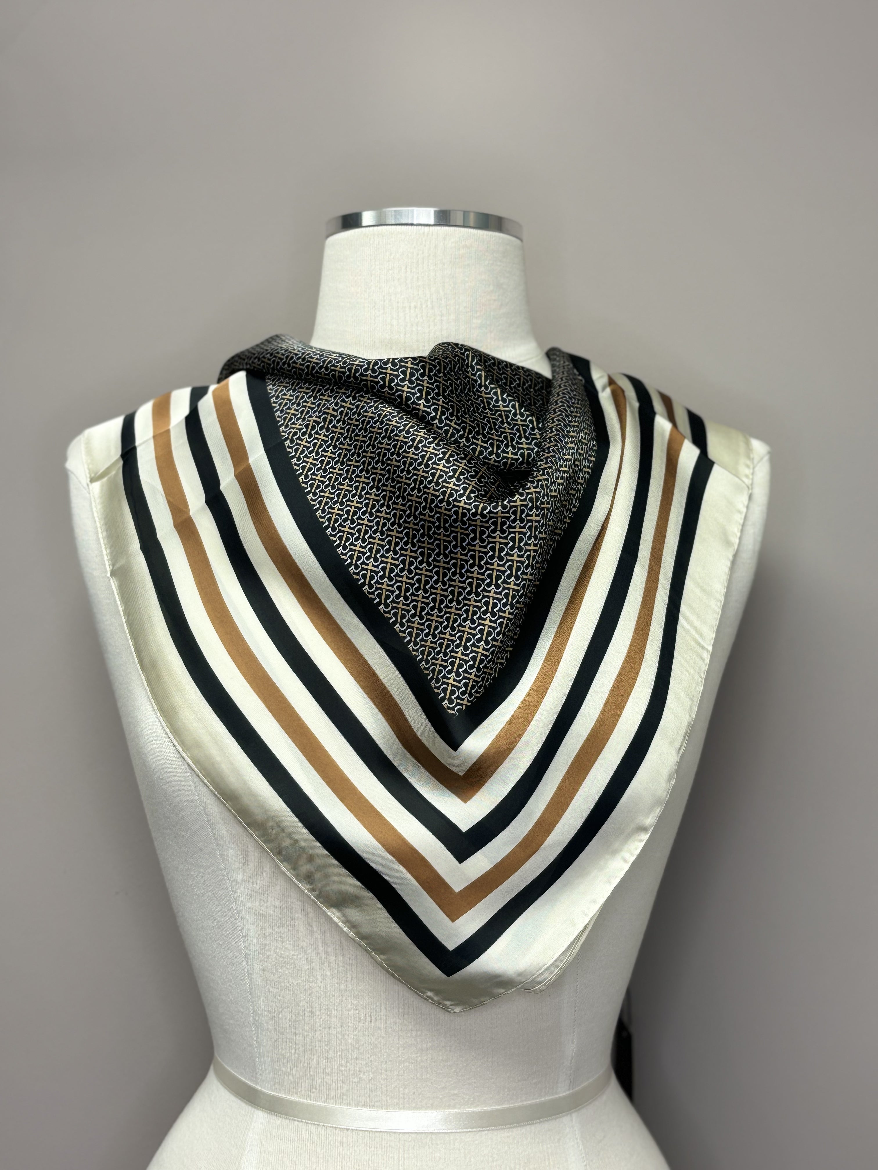 Mason Scarf Black