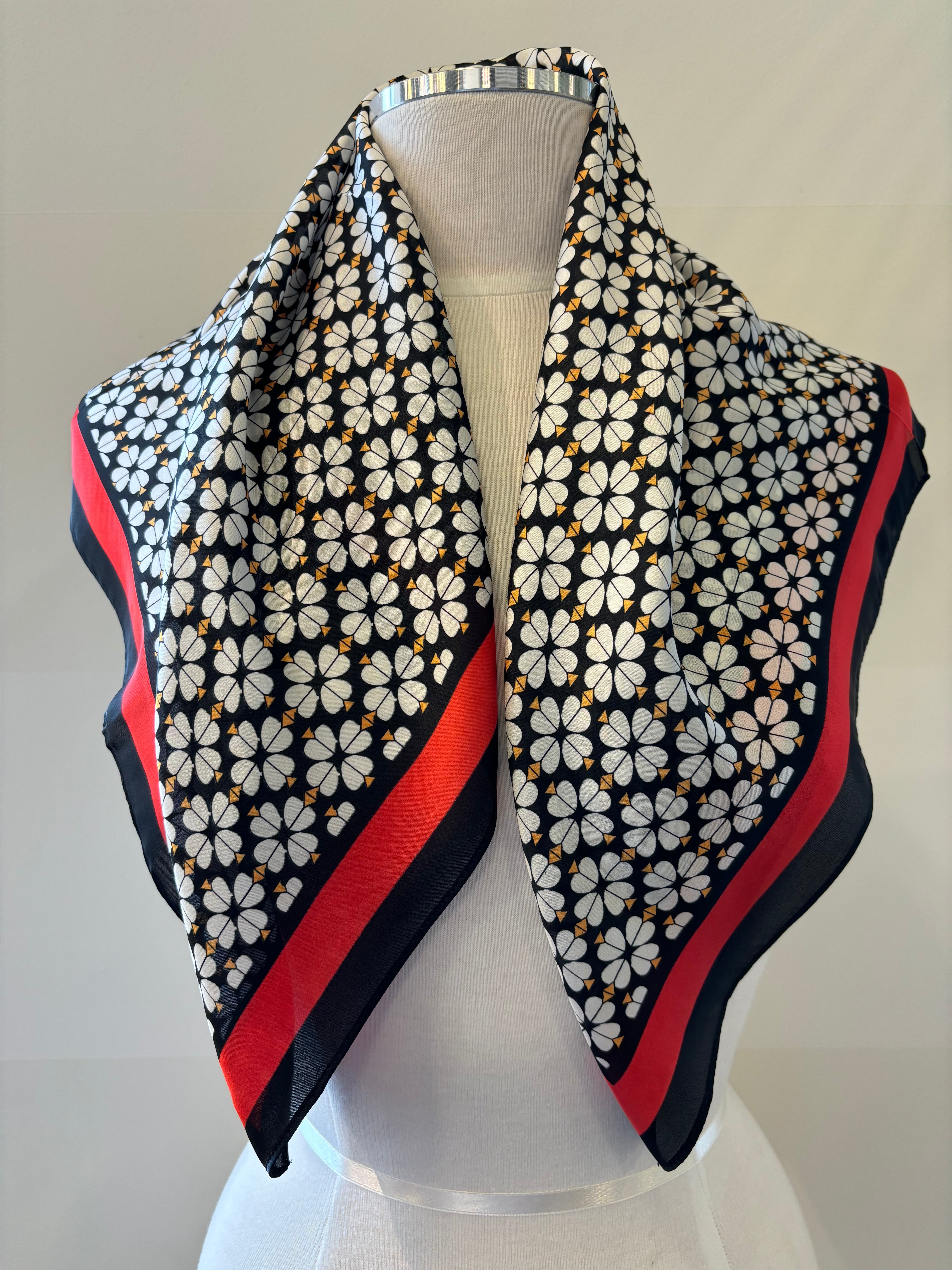 Donna Printed Scarf Red Combo