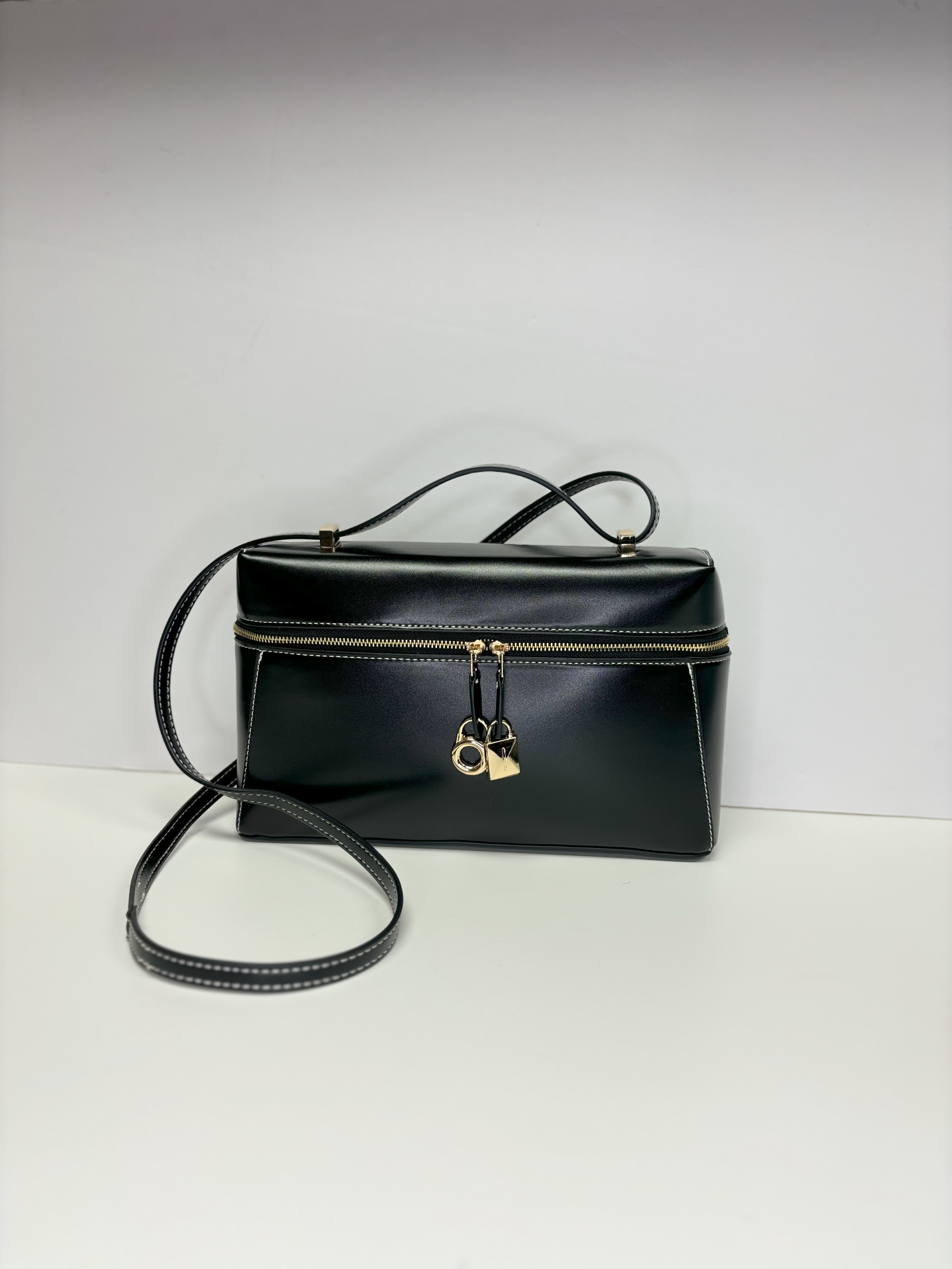 Iris Crossbody Shoulder Bag Black