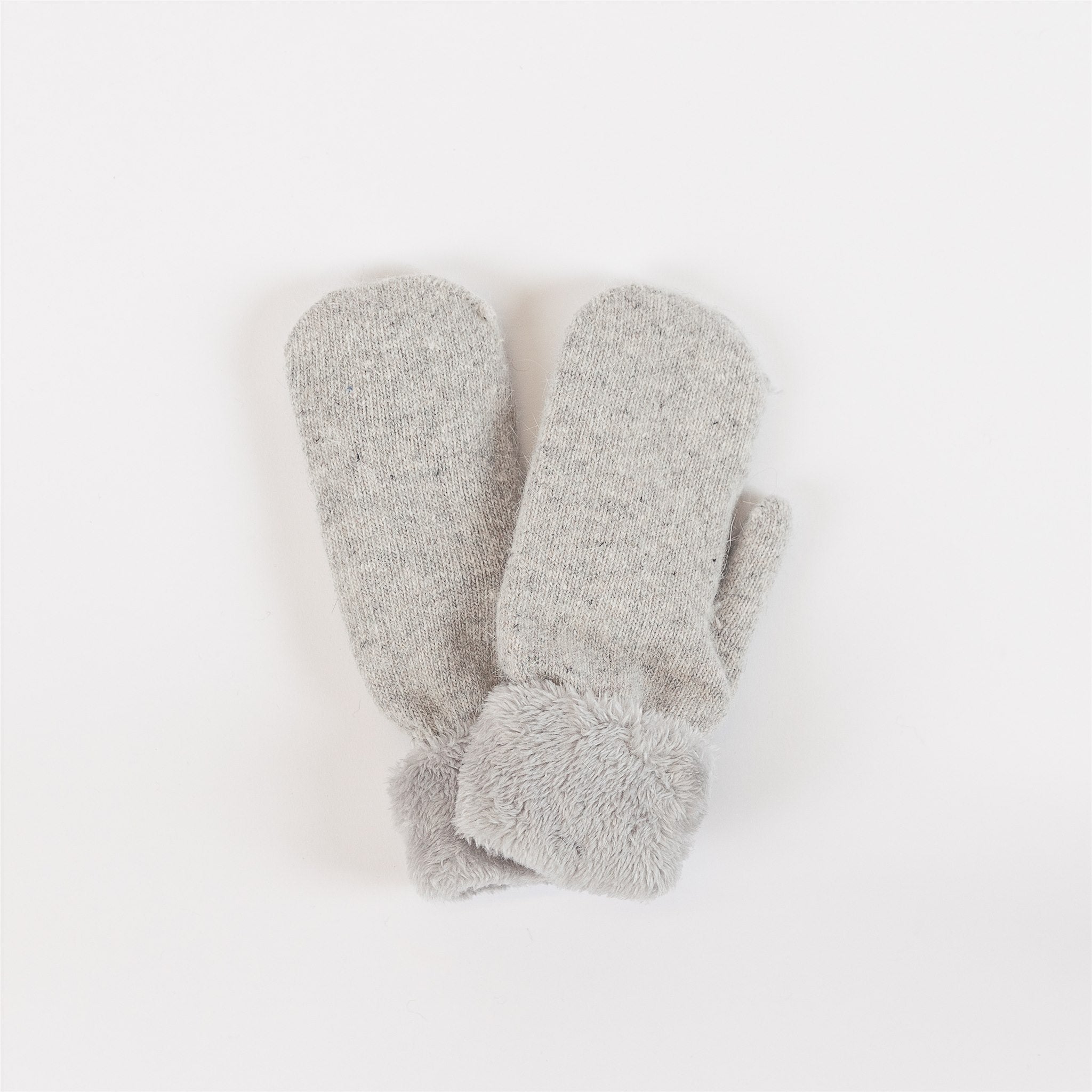 Sherpa Lined Knit Mittens Light Grey