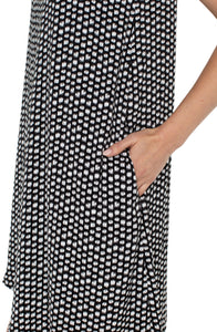 Sleeveless Dress with Assymetric Hem Black White Dot