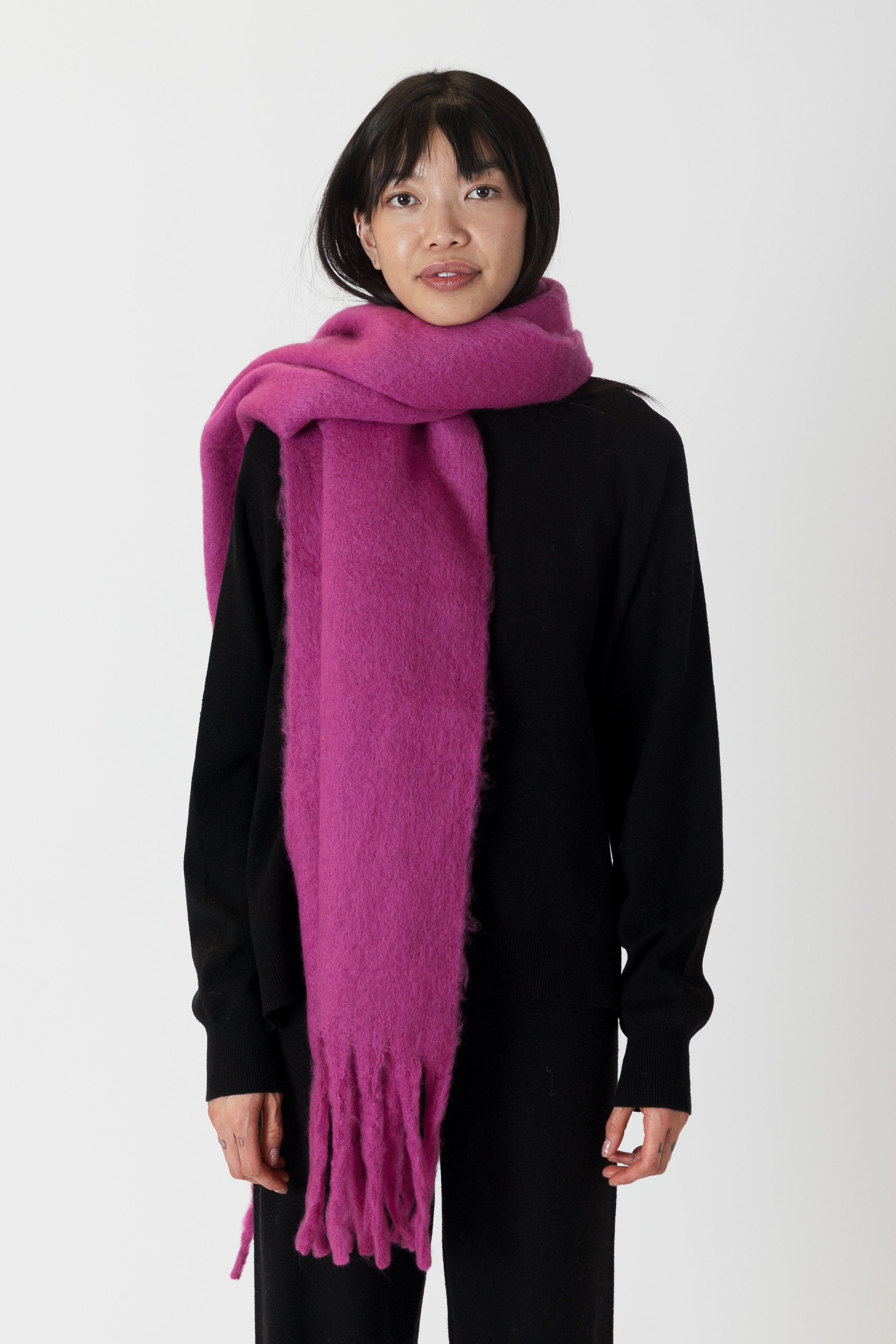 Solid Scarf Magenta