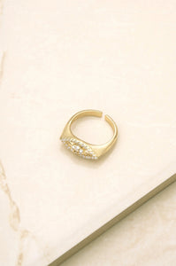 Eyes On You 18k Gold Ring One Size